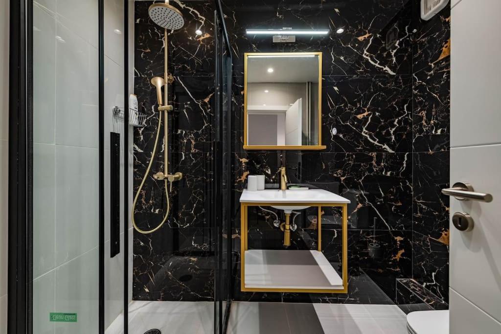 Athens Downtown Cozy Luxury Nest Apartment ภายนอก รูปภาพ