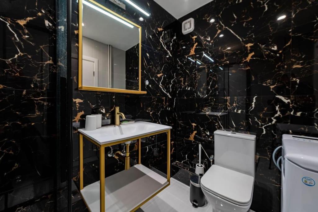 Athens Downtown Cozy Luxury Nest Apartment ภายนอก รูปภาพ